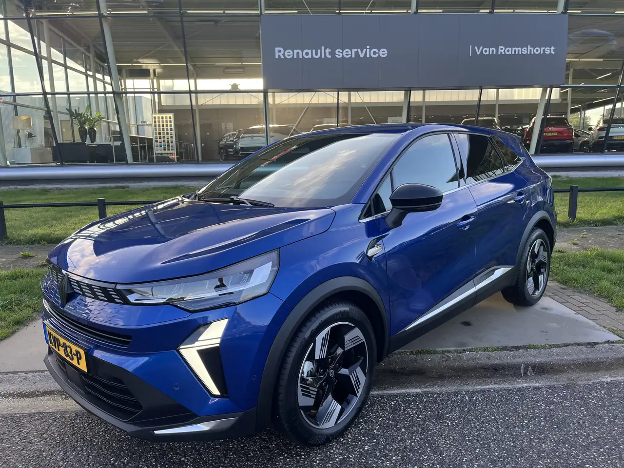 Renault Symbioz 1.8 E-Tech full hybrid 160PK Techno / Stoelverw. S — photo 1 of 32