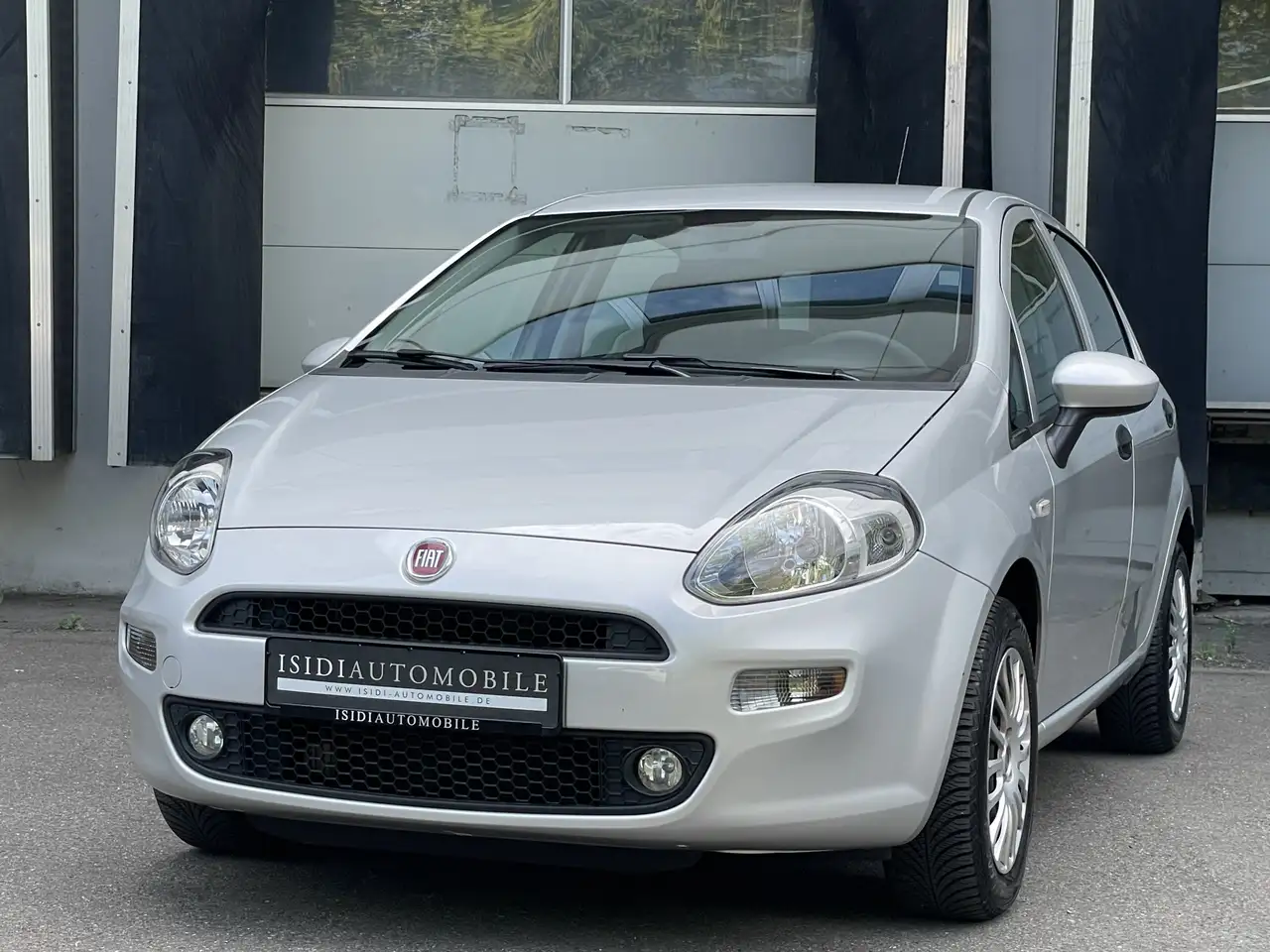Fiat Punto 1.2 MYSTYLE Originale 21.650km — photo 1 of 39