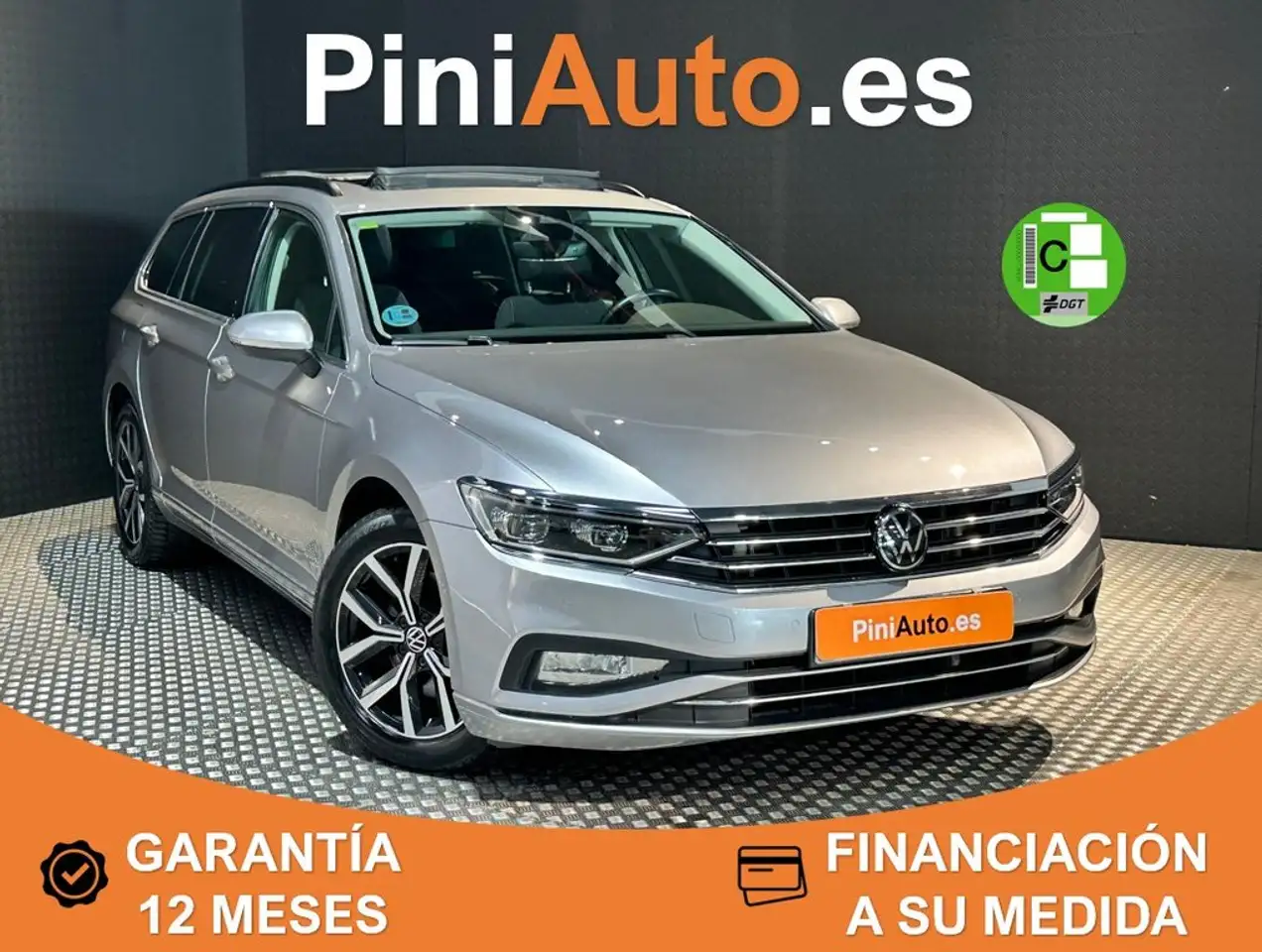 Volkswagen Passat Variant 1.5 TSI ACT Executive DSG7 110kW — photo 1 of 15