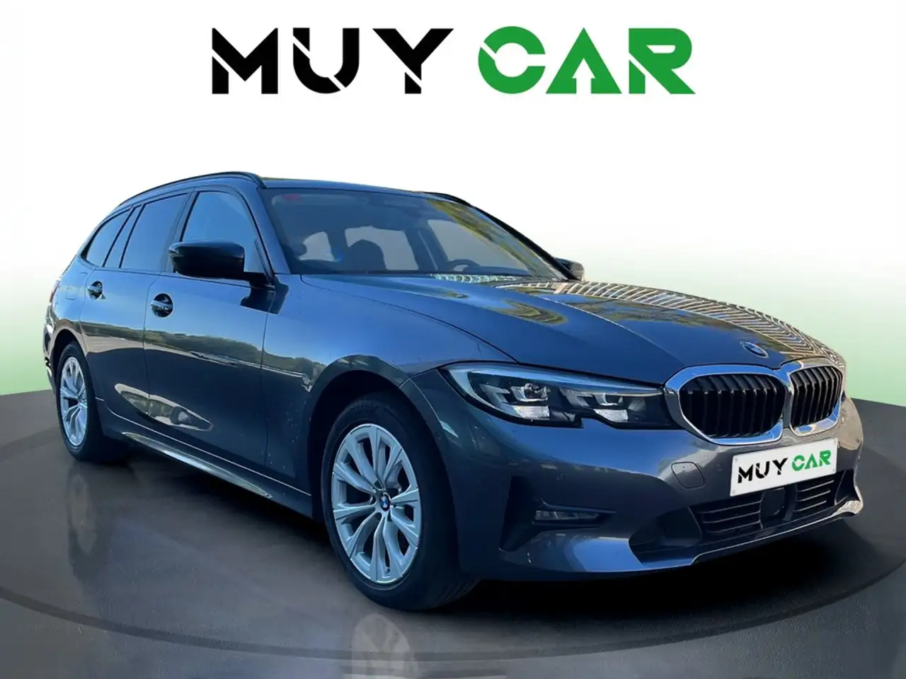 BMW 320 320dA xDrive Touring — photo 1 of 27