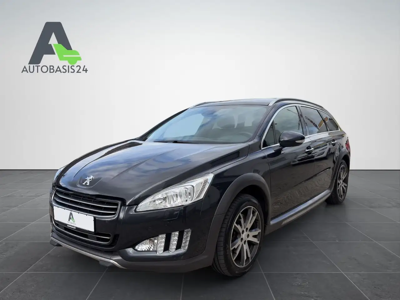 Peugeot 508 SW RXH 2.0 HDi HYbrid4 *PANO*LEDER*MEMORY* — photo 1 of 19