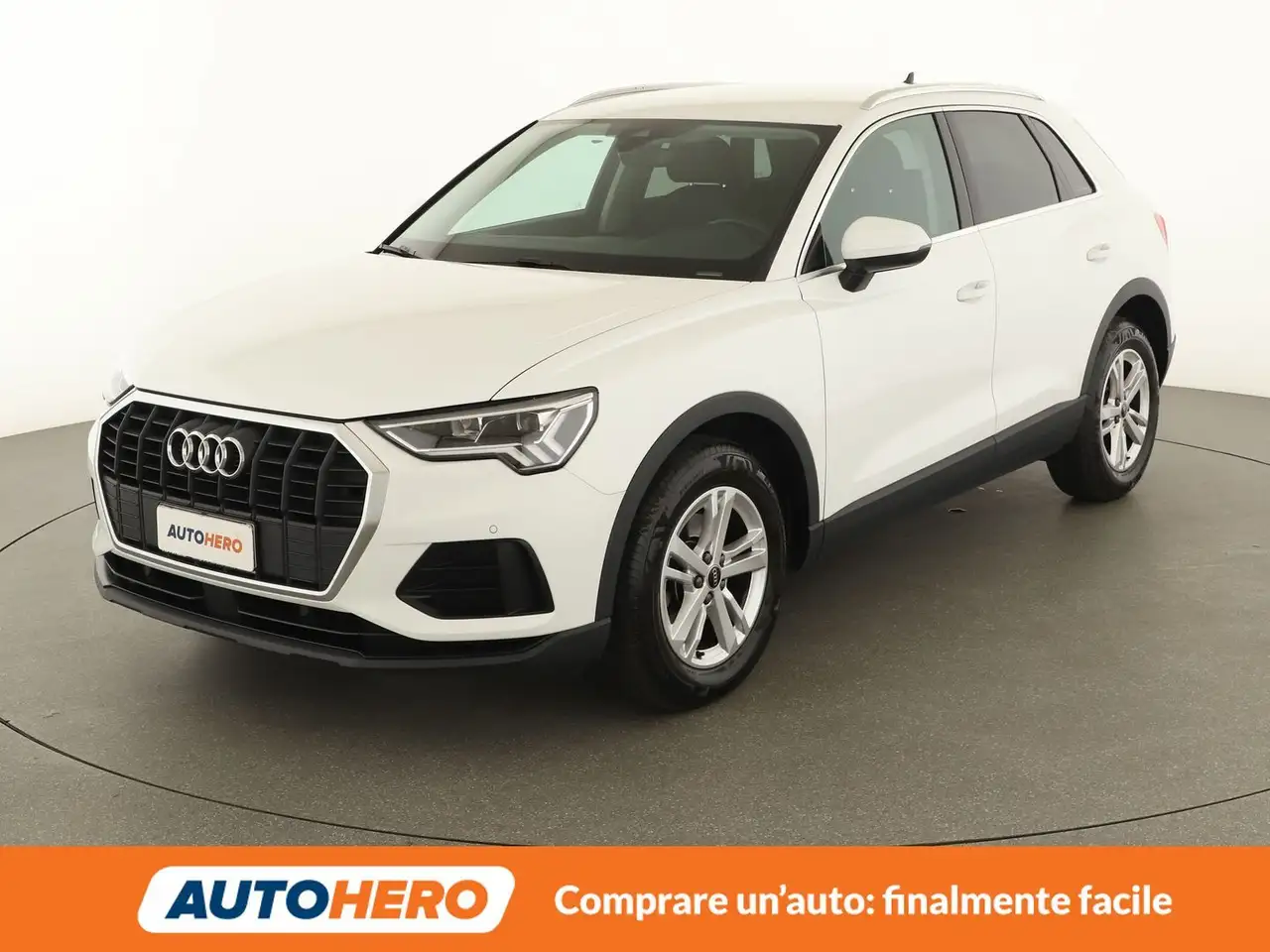 Audi Q3 35 TDI — photo 1 of 15