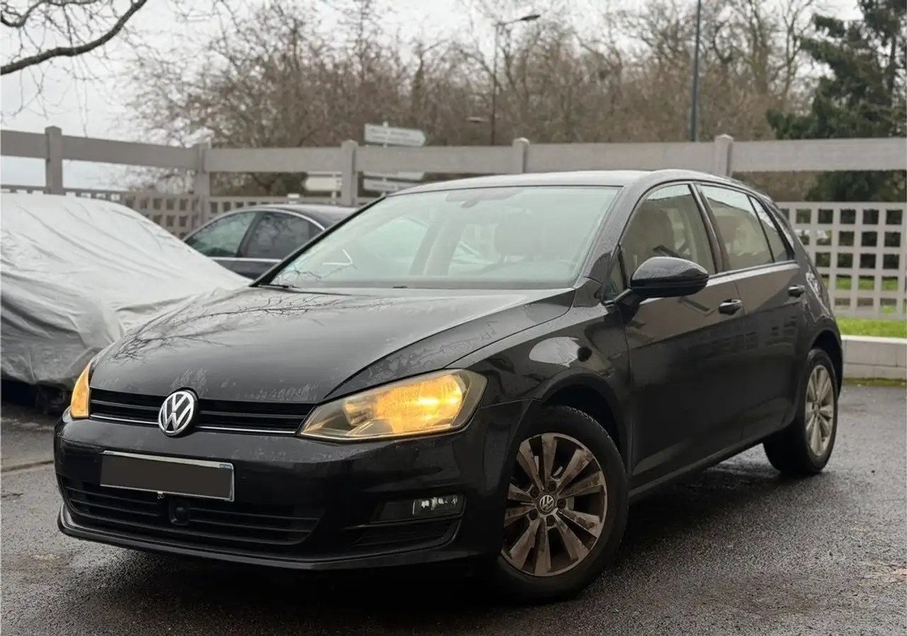 Volkswagen Golf 7 1.6L TDI Comfortline Bluemotion Technology 105CV garanti 12 mois (extensible jusqu’à 48 mois), énormément d’optio — photo 1 of 5