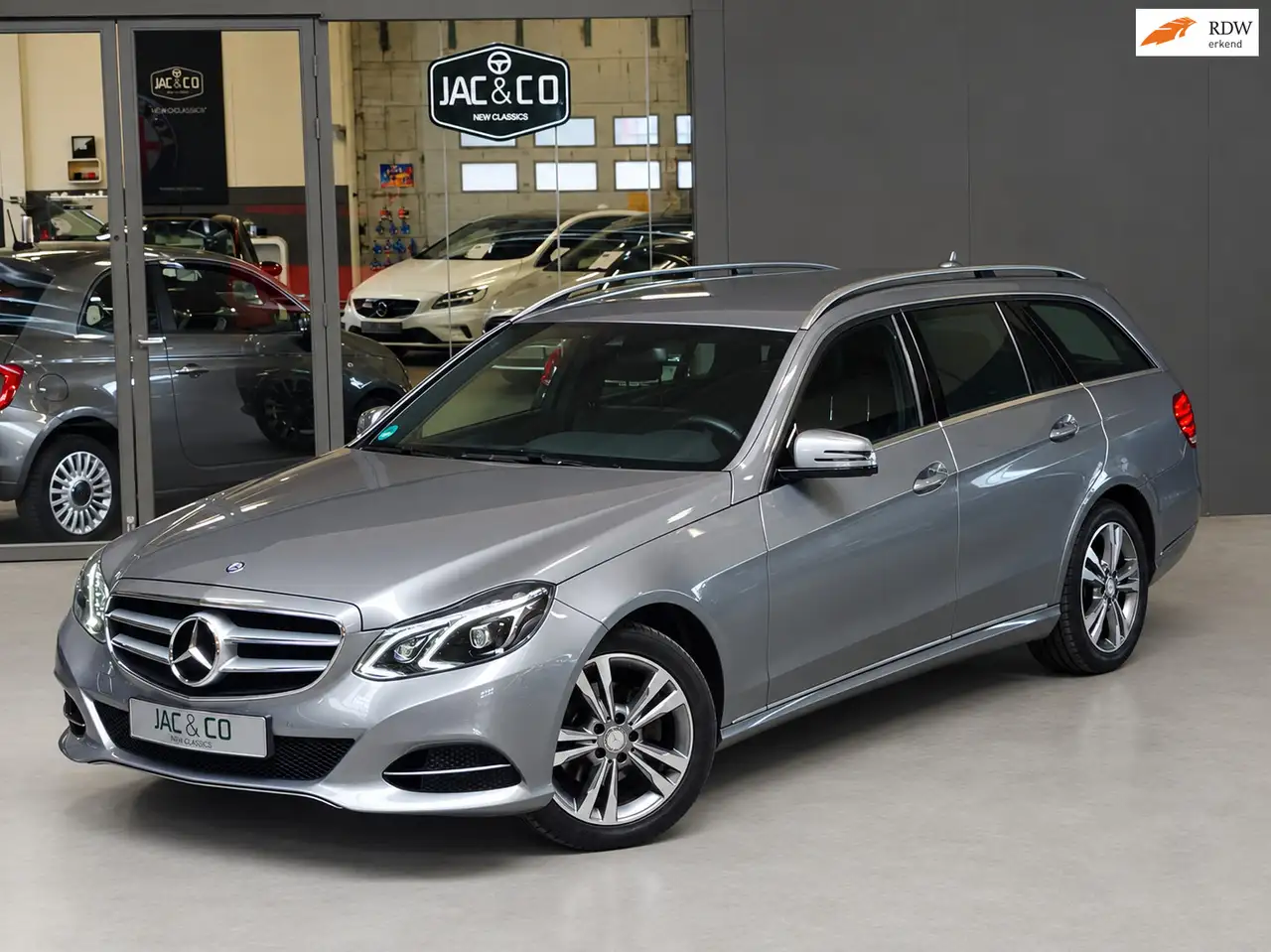 Mercedes-Benz E 200 Estate Prestige Avantgarde Carplay ! — photo 1 of 15