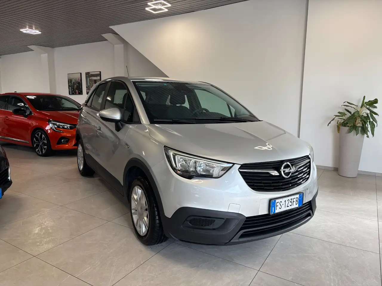 Opel Crossland Crossland X 1.6 ECOTEC D 8V Start&Stop Ultimate — photo 1 of 10