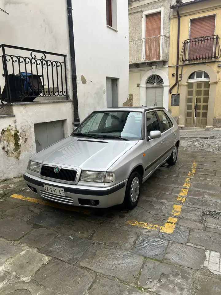 Skoda Felicia 1.6 GLX — photo 1 of 4