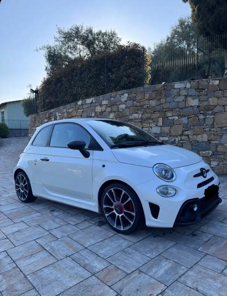 Abarth 595 Turismo — photo 1 of 15