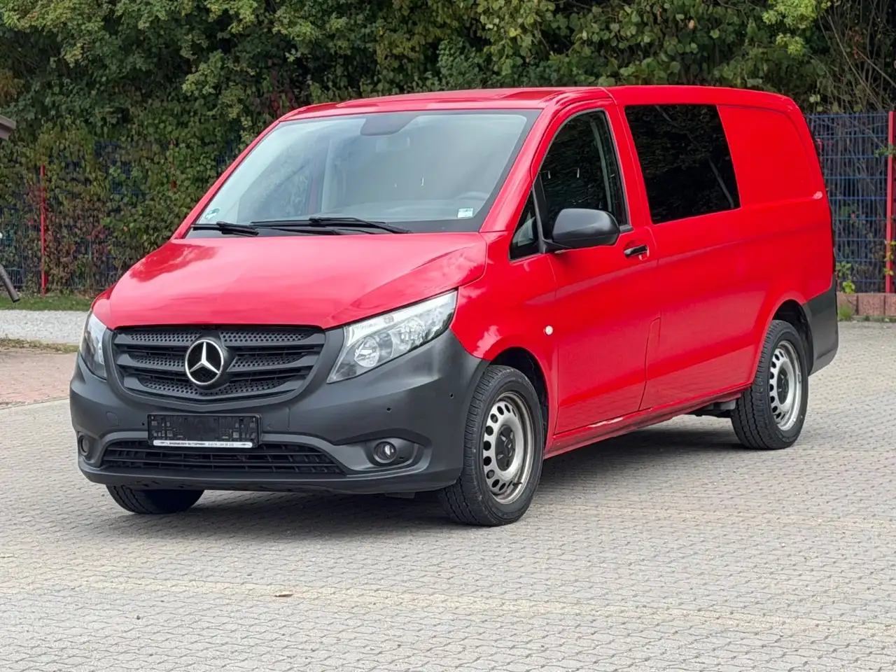 Mercedes-Benz Vito 116 CDI Lang Mixto 163 PS *5-SITZER *Auto. — photo 1 of 15