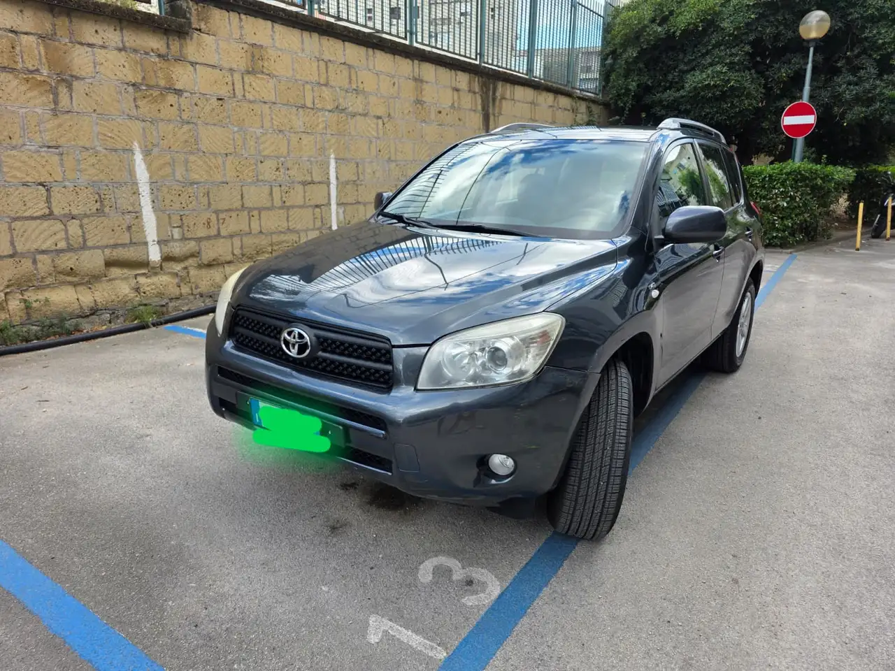 Toyota RAV 4 Rav4 III 2006 2.2 d-4d 136cv — photo 1 of 8