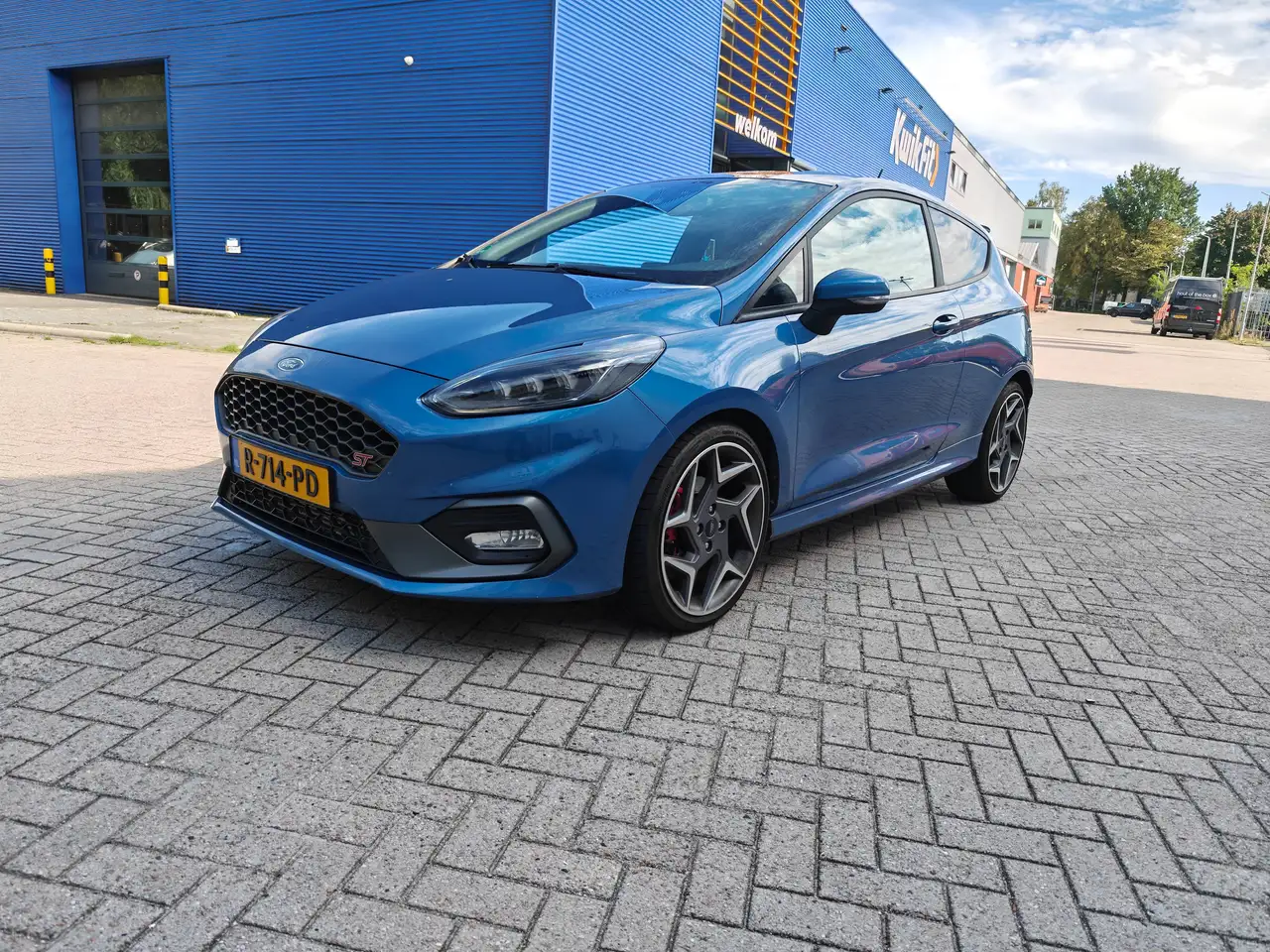 Ford Fiesta Fiesta 1.5 EcoB. ST-3 — photo 1 of 31