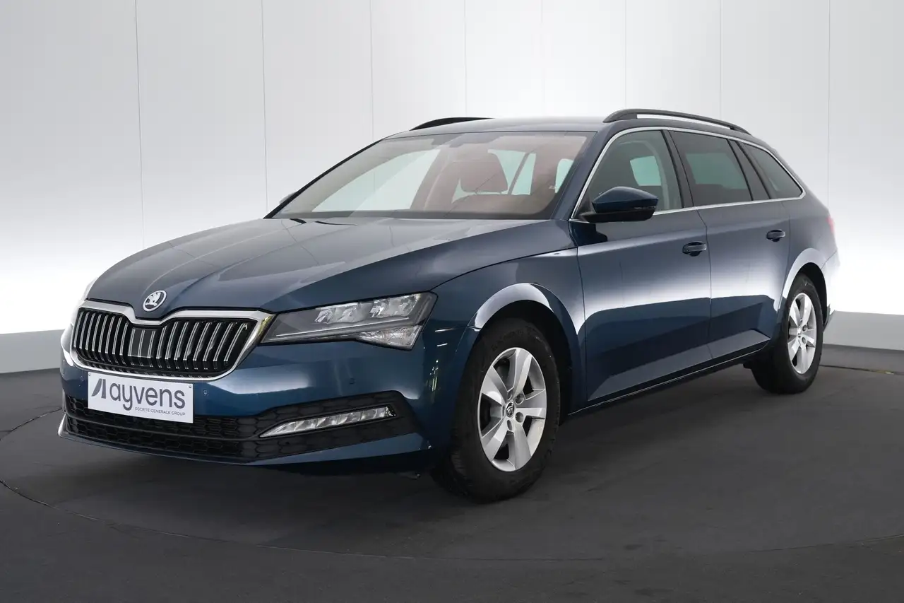 Skoda Superb Combi 1.5 TSI ACT DSG Clever LED GPS PDC CAM Keyle — photo 1 of 28