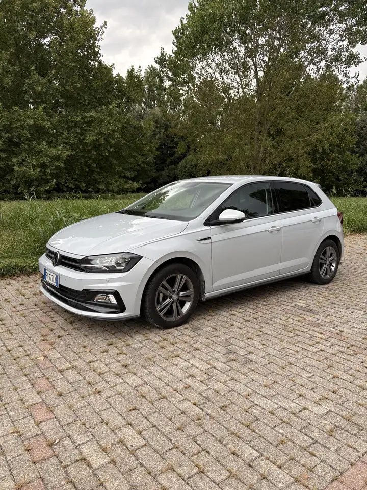 Volkswagen Polo 5p 1.0 evo Sport 80cv — photo 1 of 9