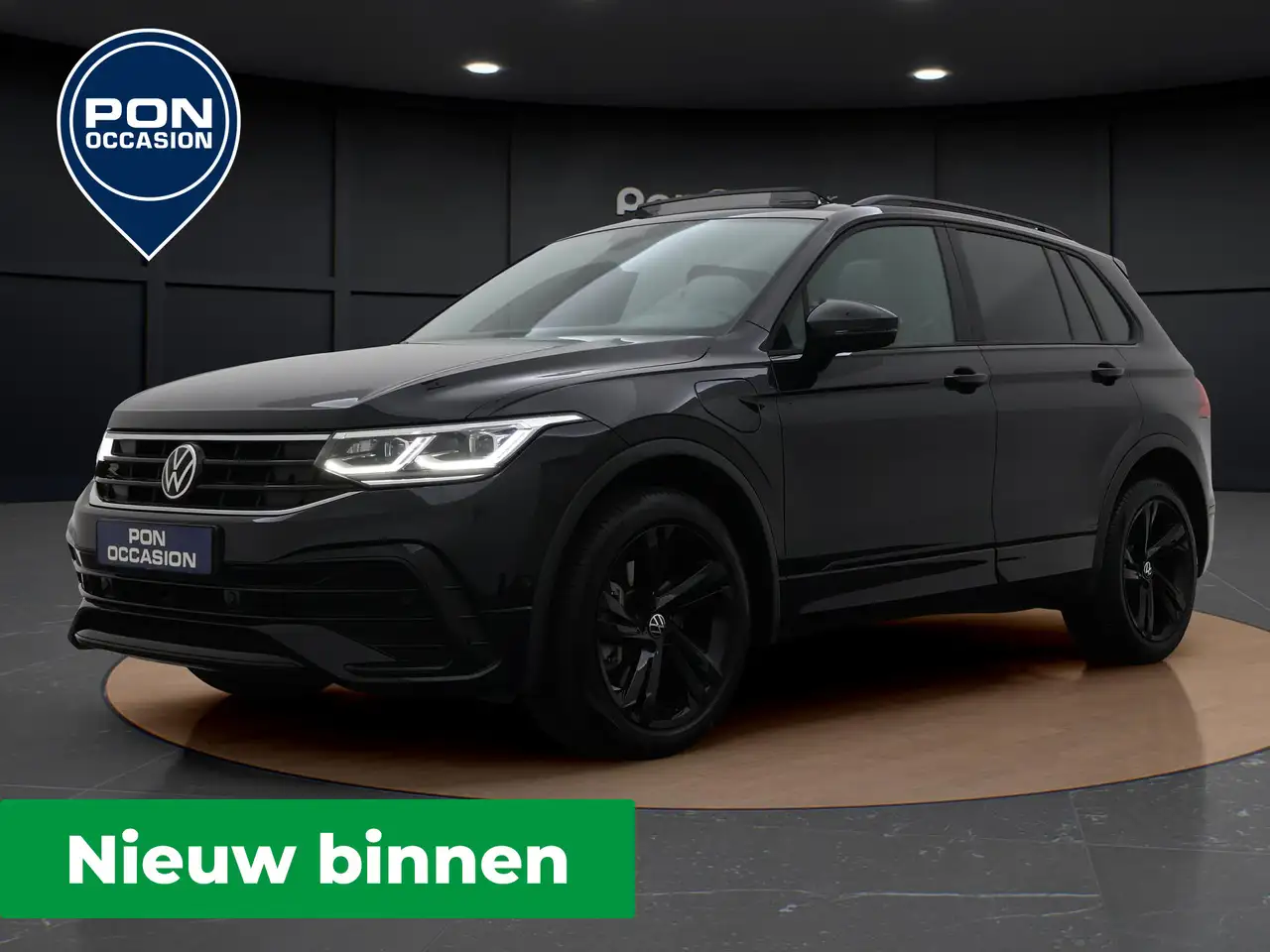 Volkswagen Tiguan 1.4 TSI eHybrid R-Line Business+ | Pano dak | Came — photo 1 of 15