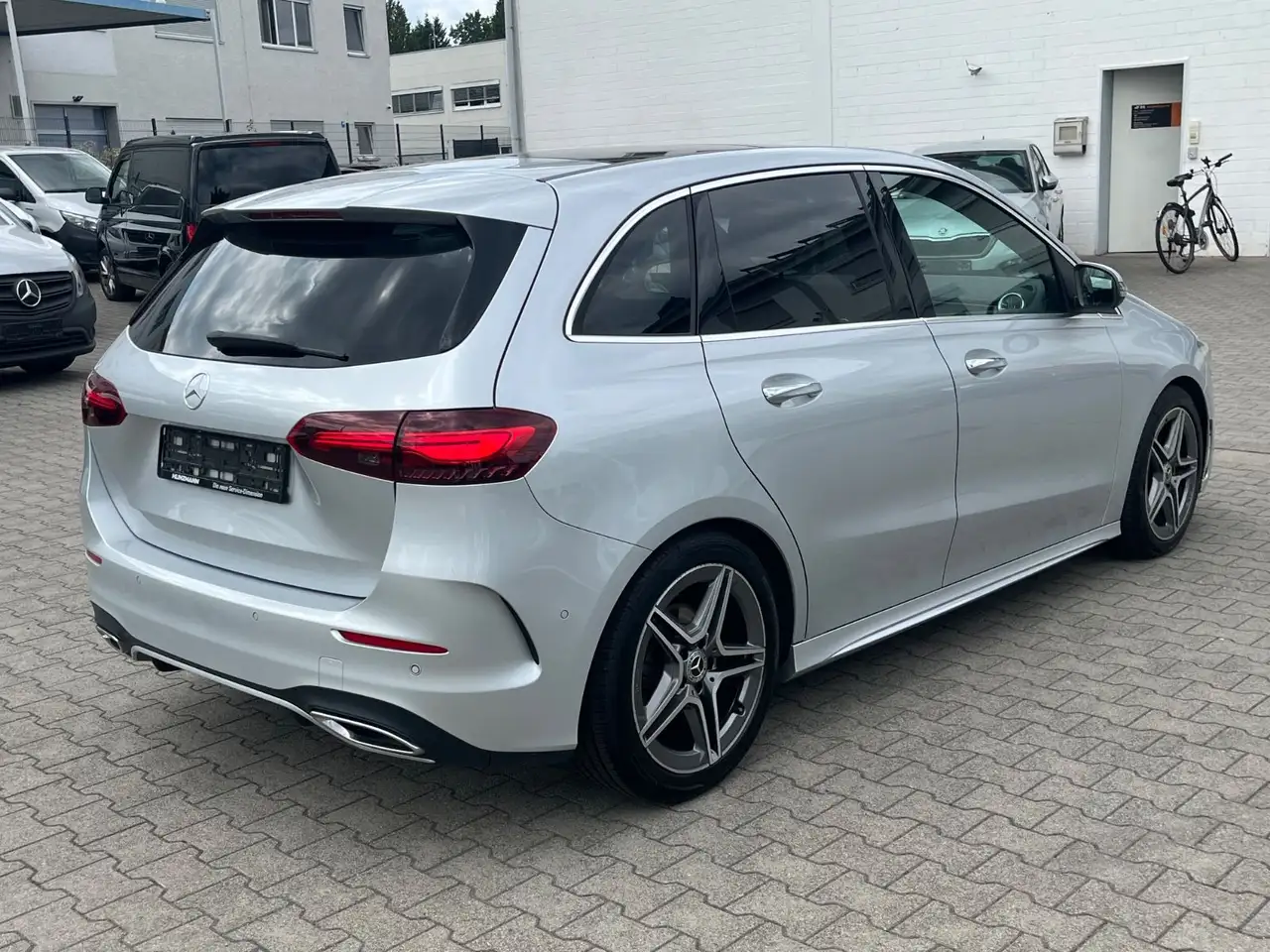 2023 Mercedes-Benz B 200 AMG *Pano *AHK *LED, photograph 7