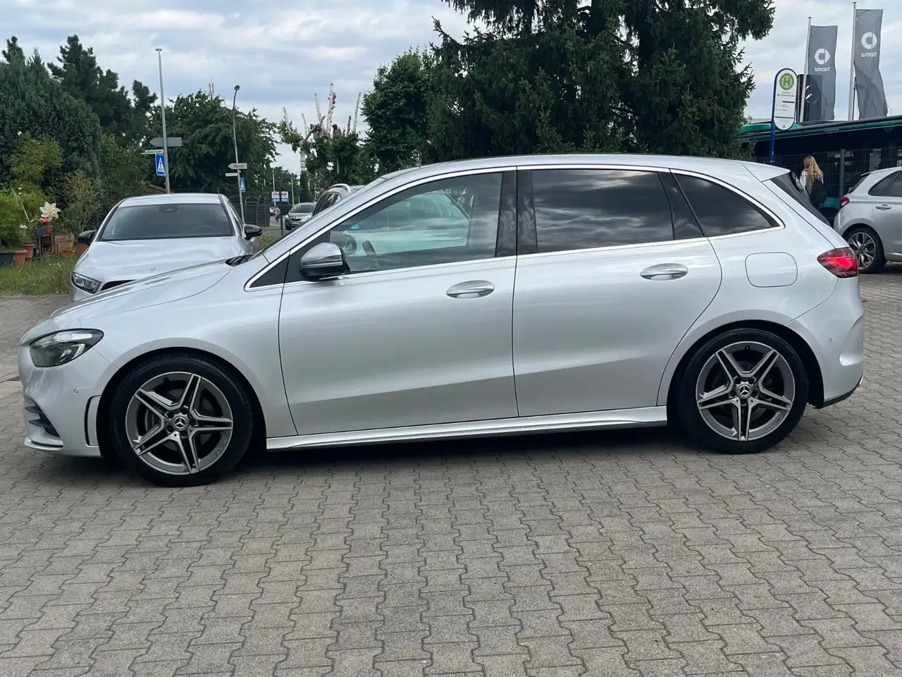2023 Mercedes-Benz B 200 AMG *Pano *AHK *LED, photograph 4