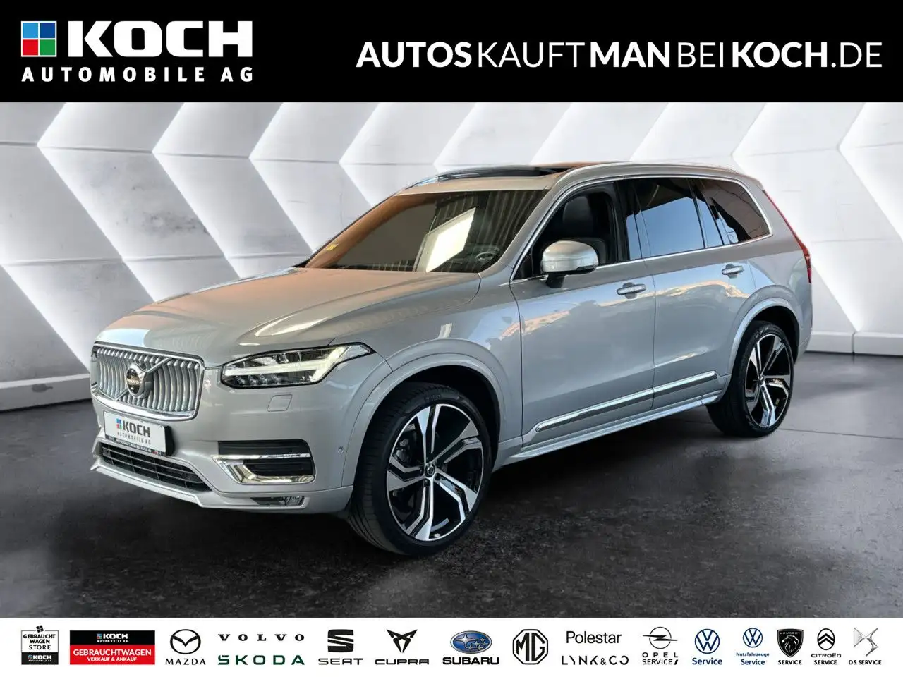 Volvo XC90 B5D AWD Ultimate Bright LUFT PANO 360 HUD B&W — photo 1 of 31