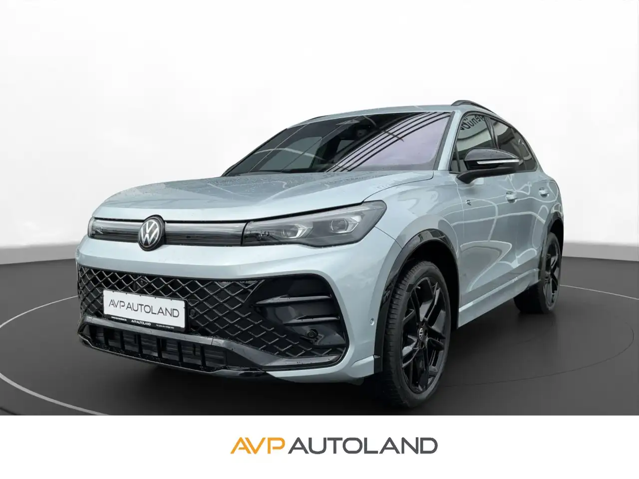 Volkswagen Tiguan 2.0 TDI DSG 4MOTION R-Line BLACK STYLE — photo 1 of 15