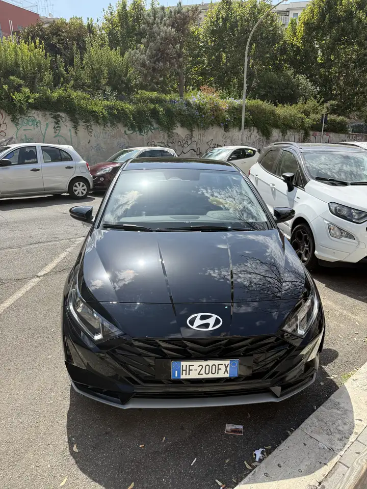 Hyundai i20 1.0 t-gdi Gpl Connectline 84cv mt — photo 1 of 10