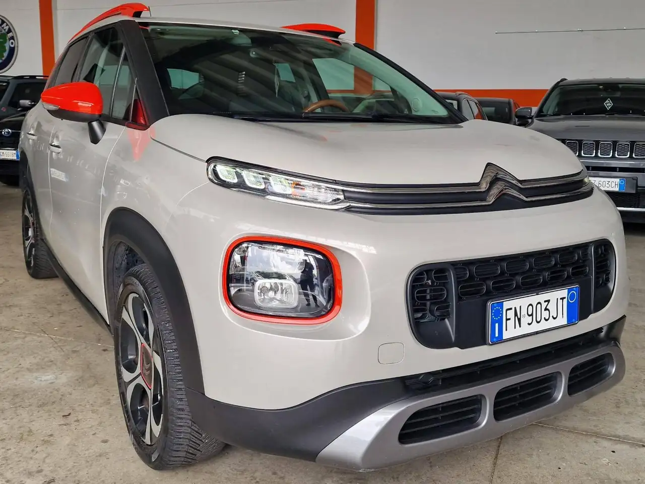 Citroen C3 Aircross C3 Aircross 1.2 Shine s — photo 1 of 15