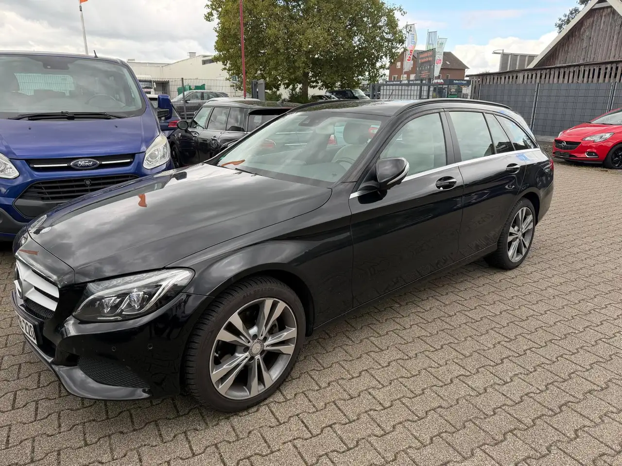 Mercedes-Benz C 220 C 220 BlueTec / d (205.204) — photo 1 of 5