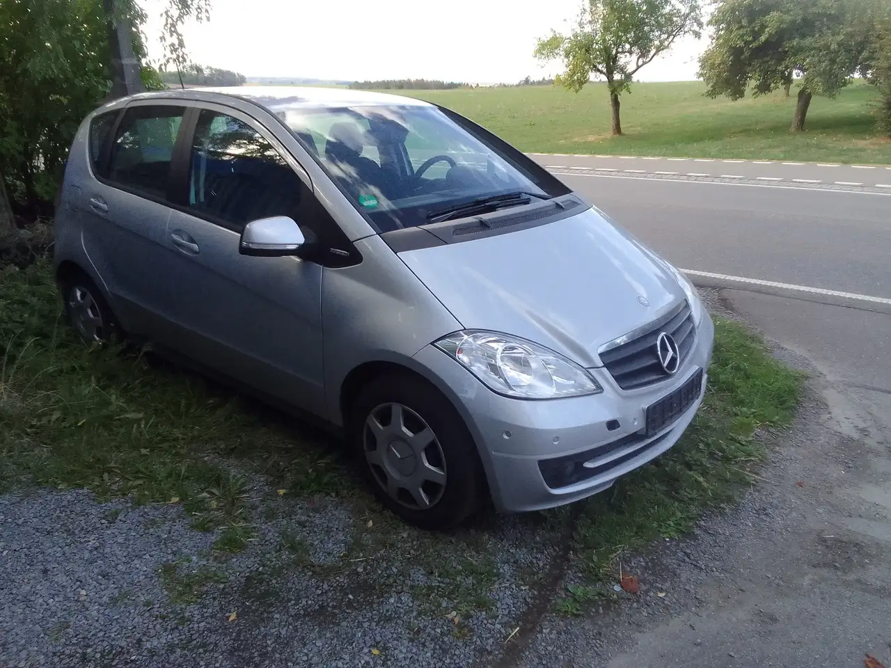 Mercedes-Benz A 160 BlueEFFICIENCY Export — photo 1 of 6