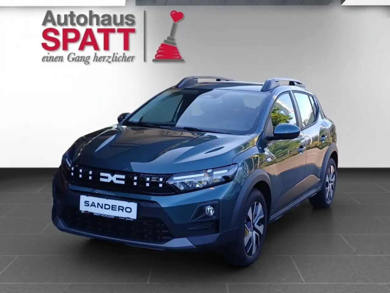 Dacia Sandero PH2 Stepway Expression TCe 110 !! Vorführwagen !! — photo 1 of 7