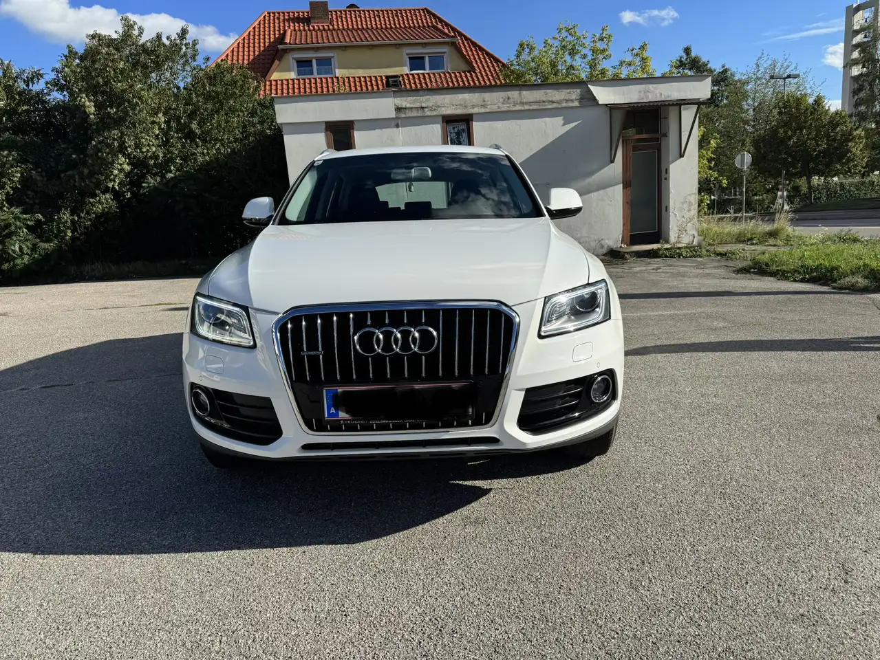 Audi Q5 2.0 TDI 110 kW quattro — photo 1 of 13