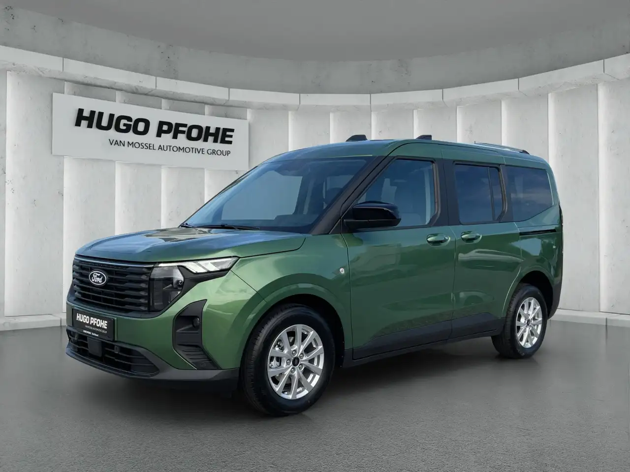 Ford Tourneo Courier Titanium 1.0 EcoBoost 92 kW Auto Kompaktvan. 5-tür — photo 1 of 25