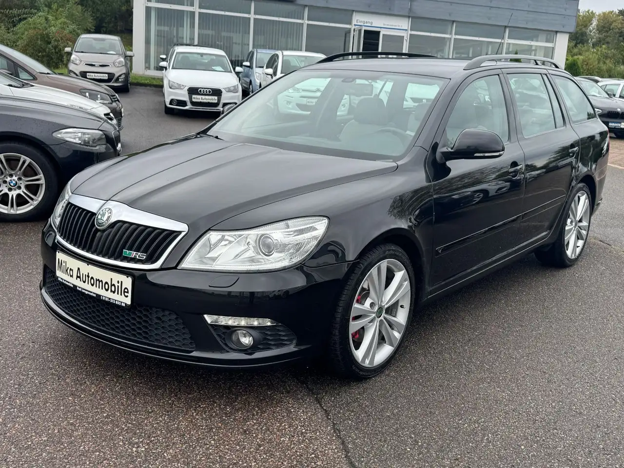 Skoda Octavia Combi RS — photo 1 of 30