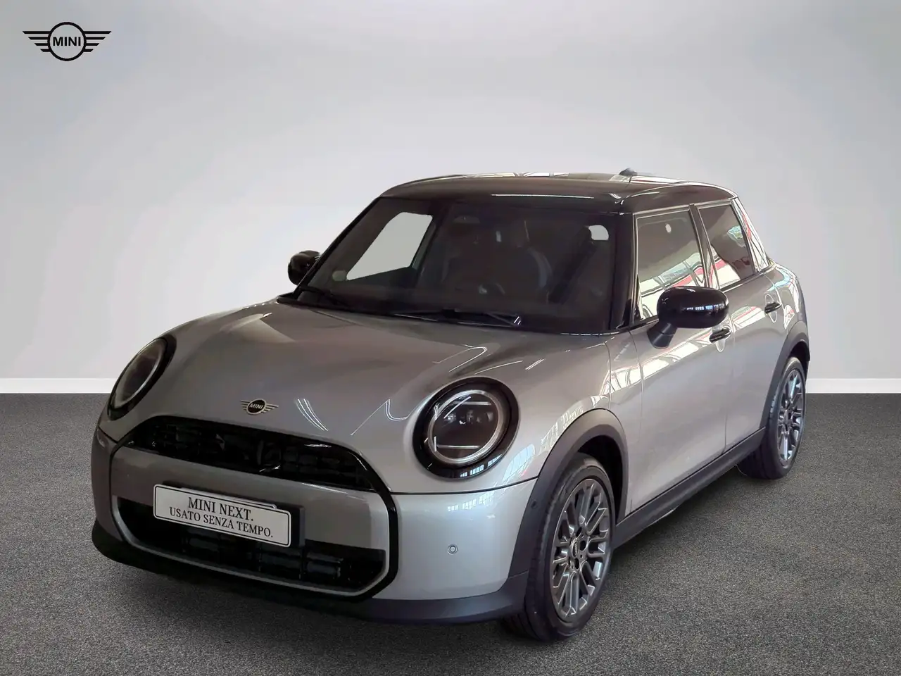 MINI Cooper C Classic — photo 1 of 17