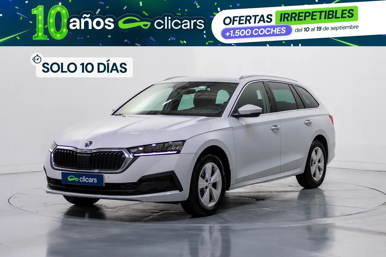 Skoda Octavia Combi 1.0 TSI MHEV Ambition DSG 81kW — photo 1 of 36