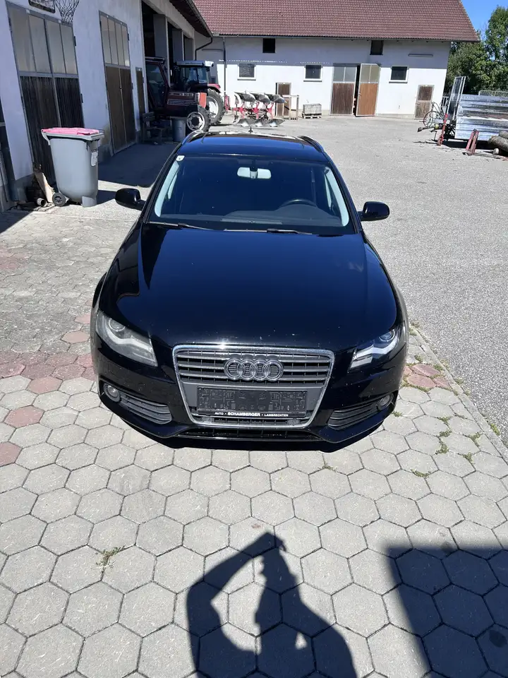 Audi A4 Avant 2,0 e TDI DPF — photo 1 of 20