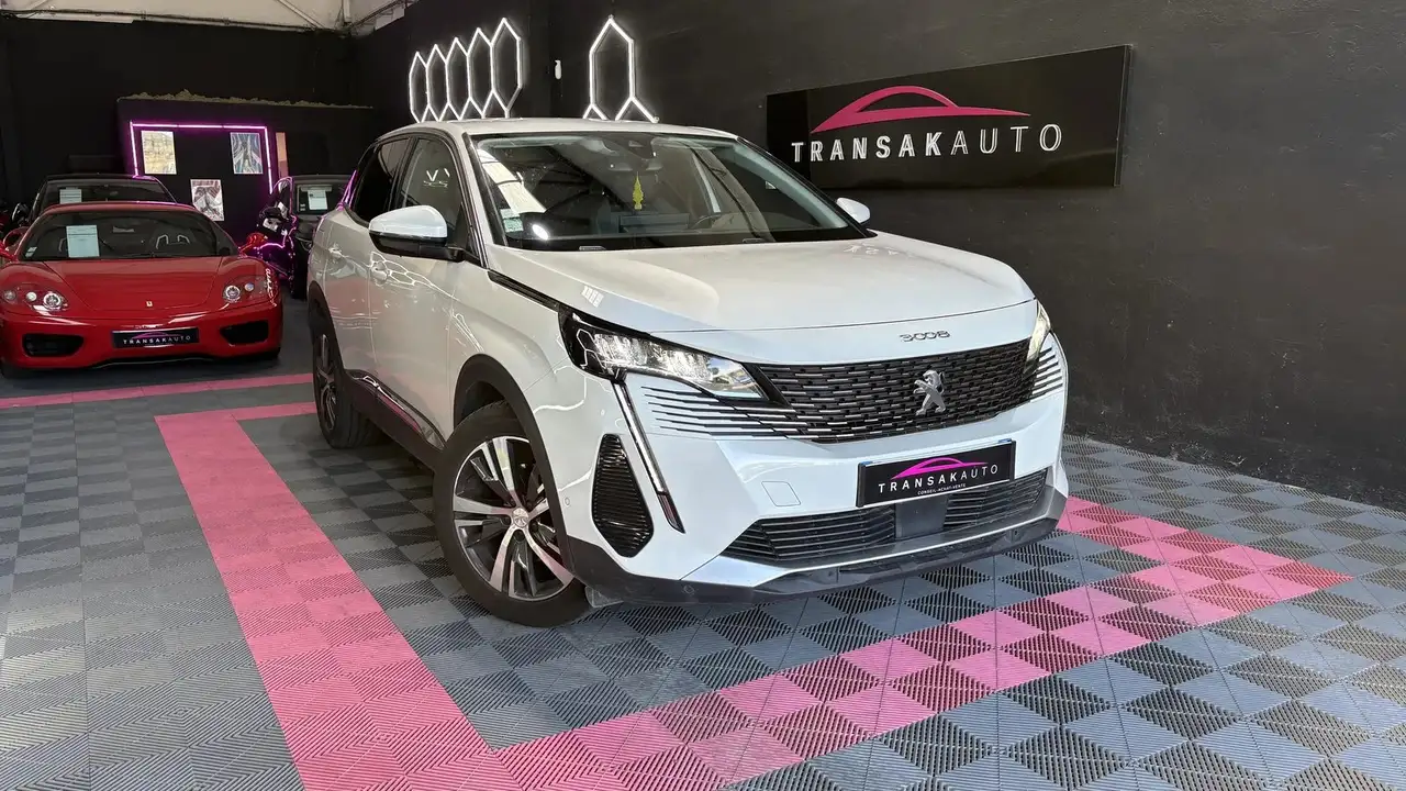 Peugeot 3008 II ALLURE 1.5 BlueHDi 130 cv CAMERA DE RECUL APPLE CARPLAY DISTRIBUTION A JOUR — photo 1 of 40