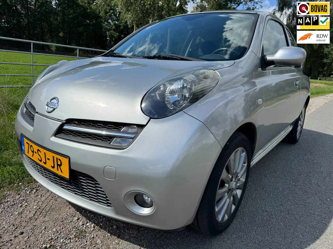 Nissan Micra 1.6 160SR Apple CarPlay/Android auto|climate contr — photo 1 of 24