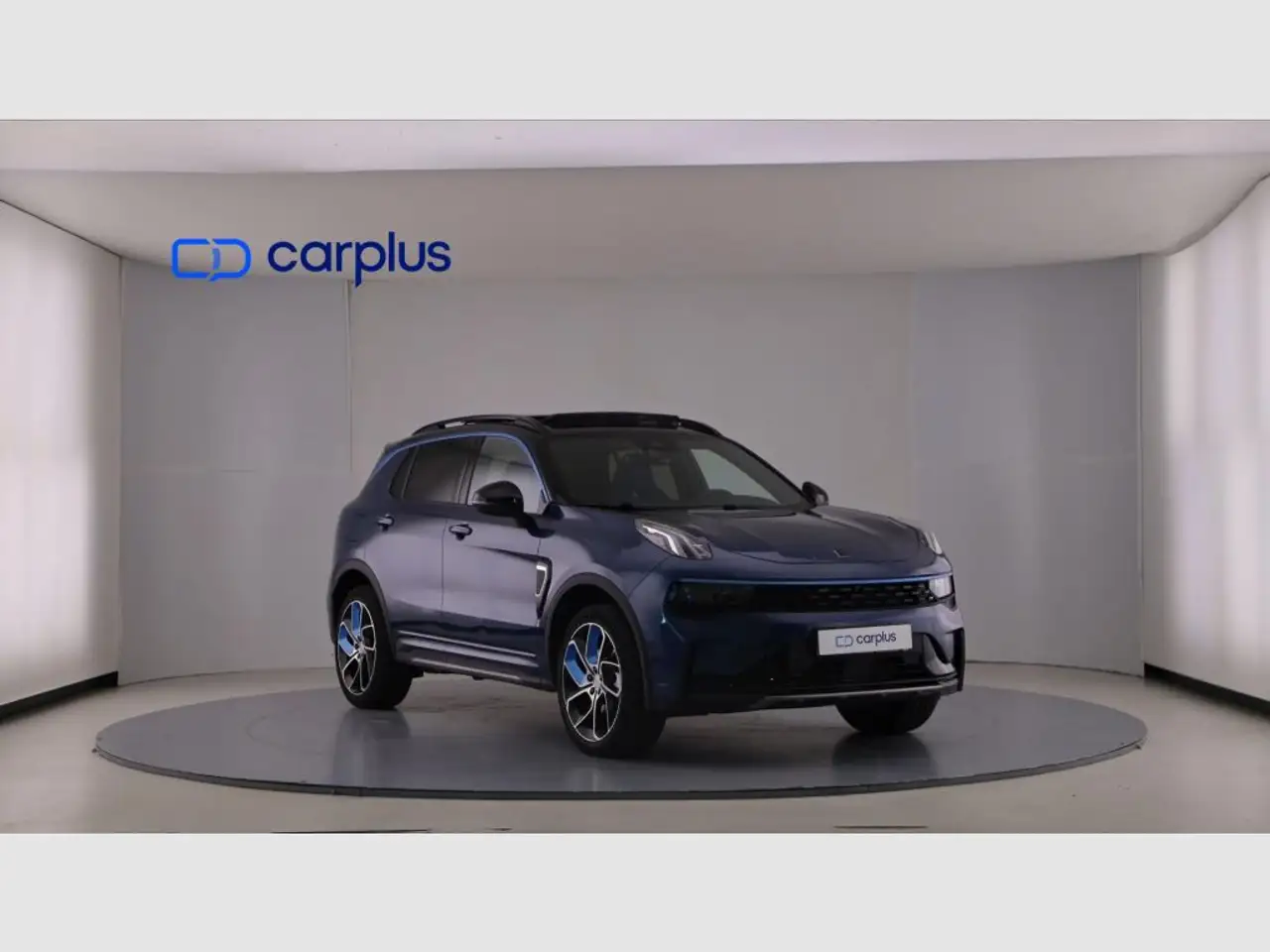 Lynk & Co 01 1 1.5 PHEV 3.3kW — photo 1 of 40