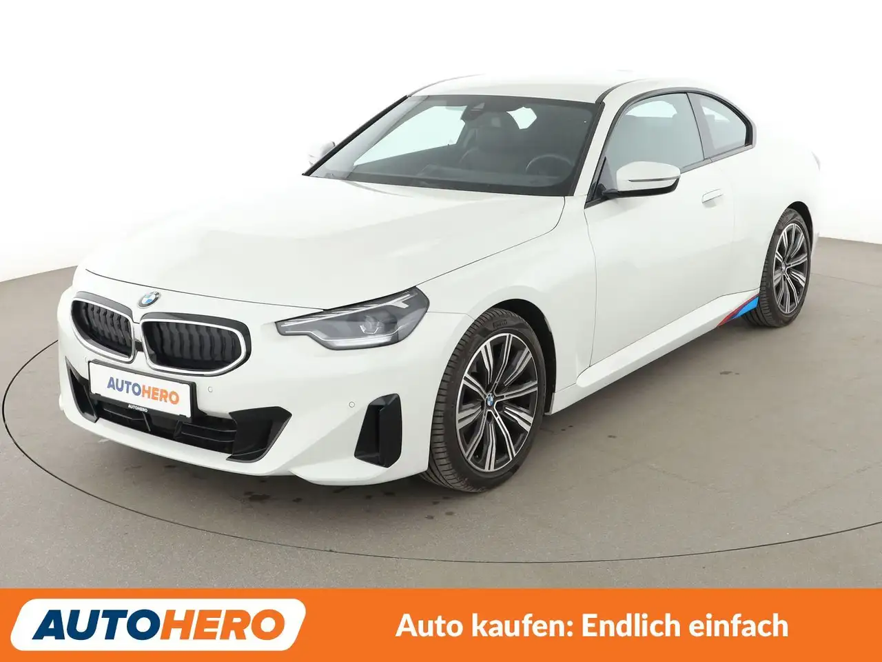 BMW 218 i Aut.*NAVI*PDC*TEMPO*SHZ* — photo 1 of 28