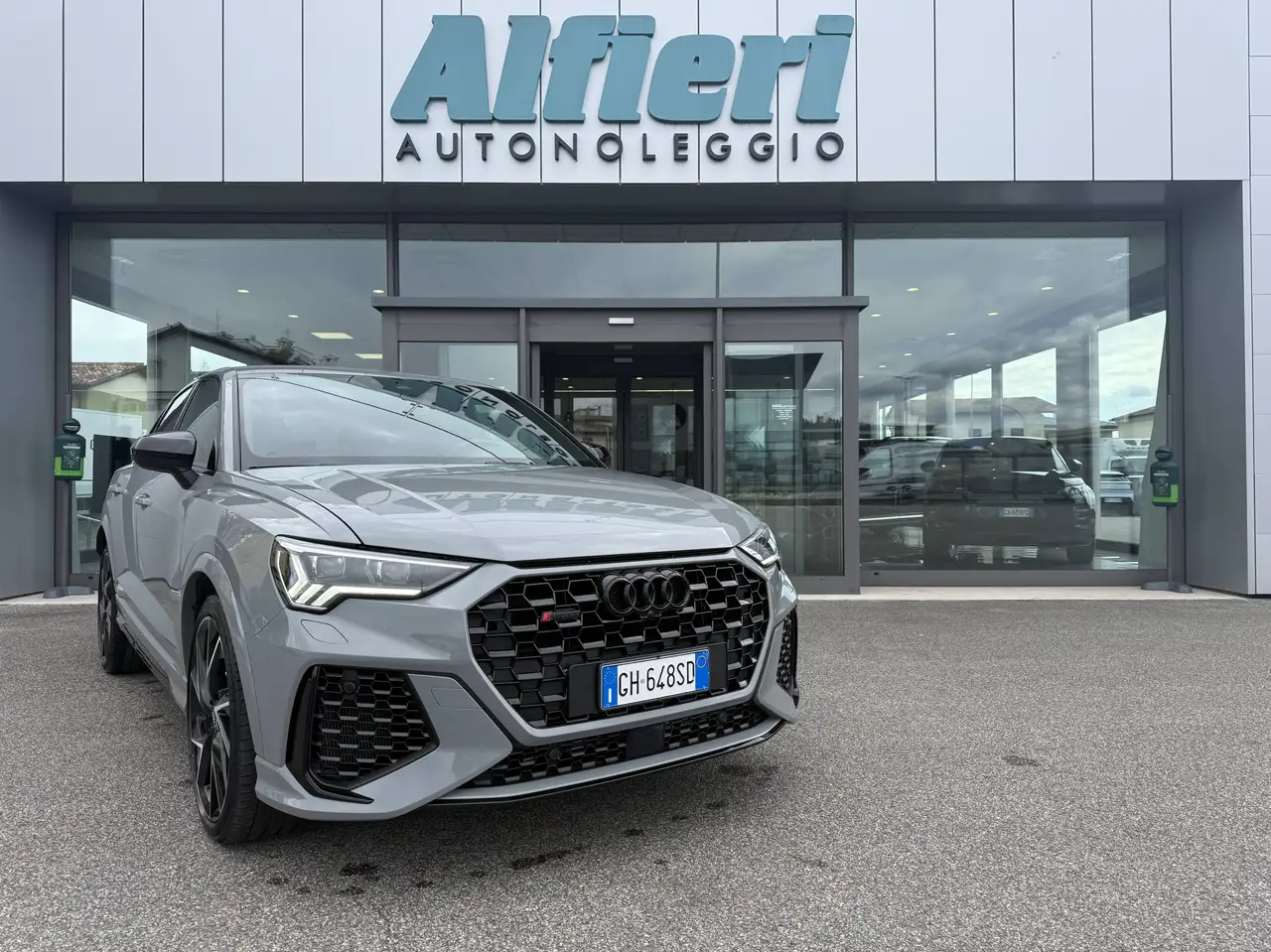 Audi RS Q3 2.5TFSI 400cv quattro S Tronic Matrix Virtual '21 — photo 1 of 15