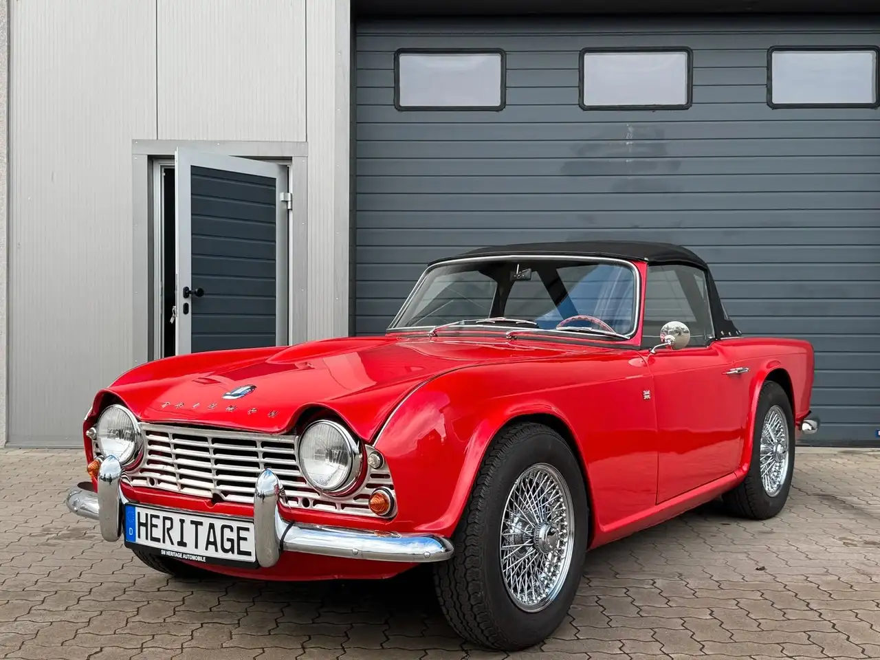Triumph TR4 / 25 JAHRE 1.HAND / ÜBER 25.000€ INVESTIERT — photo 1 of 15