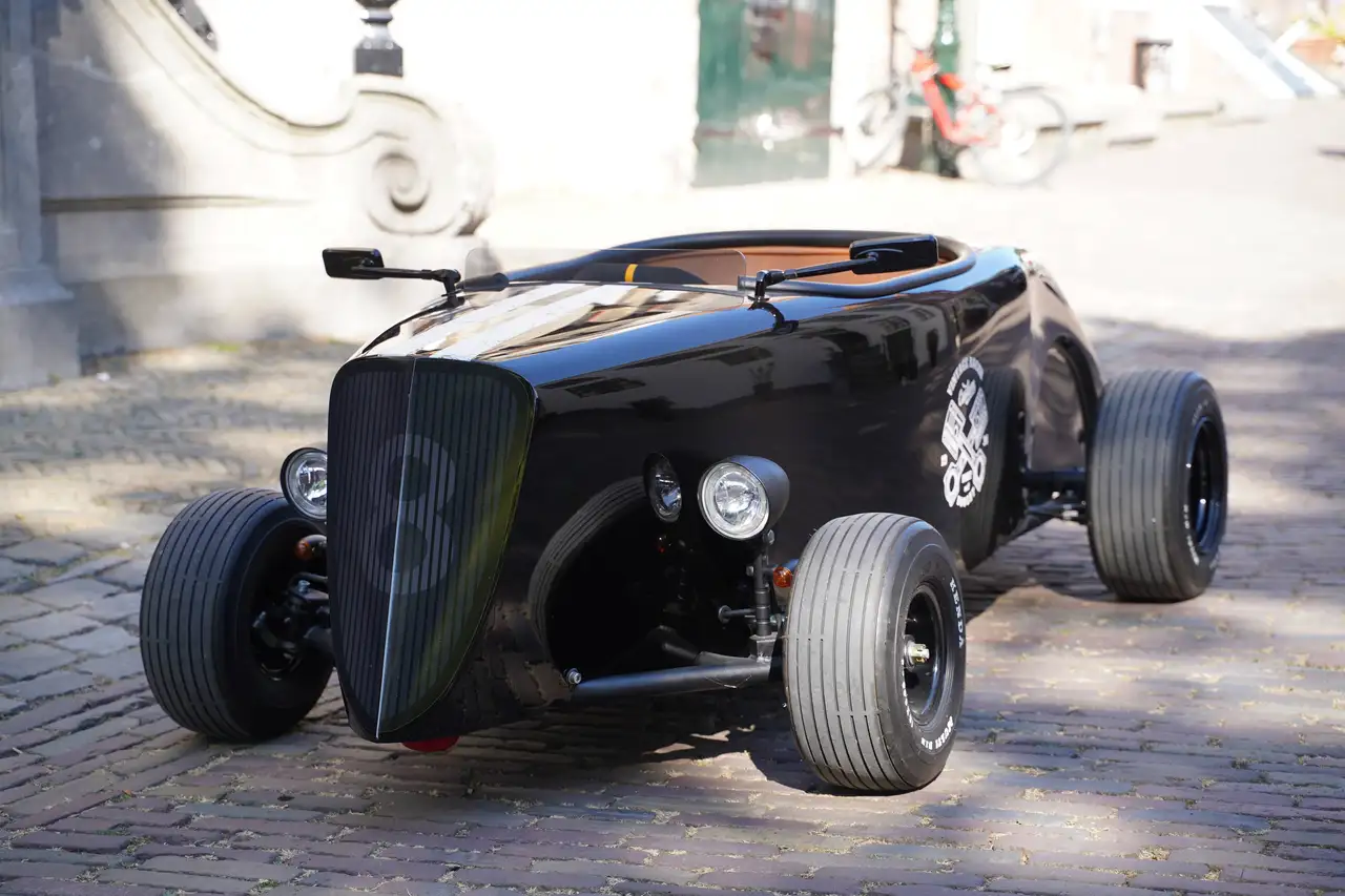 Wenckstern Full Custom — photo 1 of 15