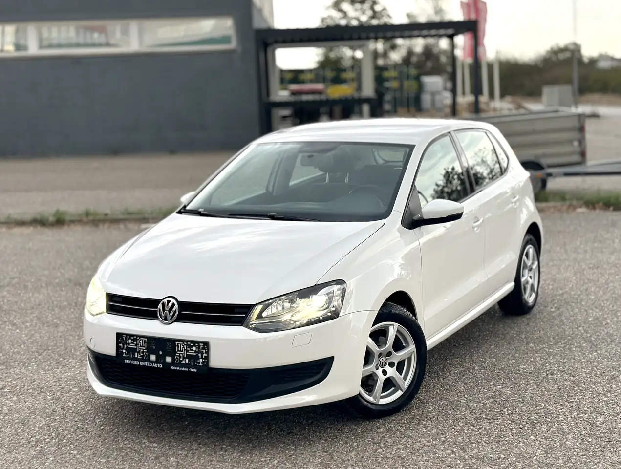 Volkswagen Polo NEUES PICKERL Highline — photo 1 of 20