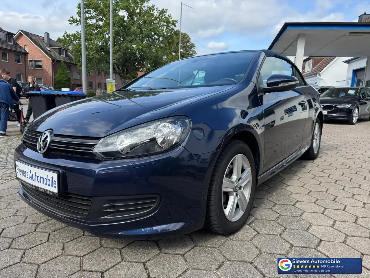 Volkswagen Golf VI Cabriolet orig 25000 km Navi Kamera Leder — photo 1 of 27