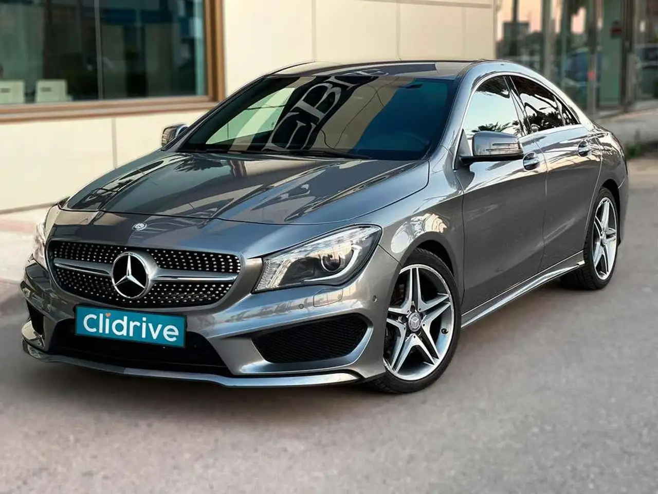 Mercedes-Benz CLA 220 CDI Aut. AMG Line — photo 1 of 7