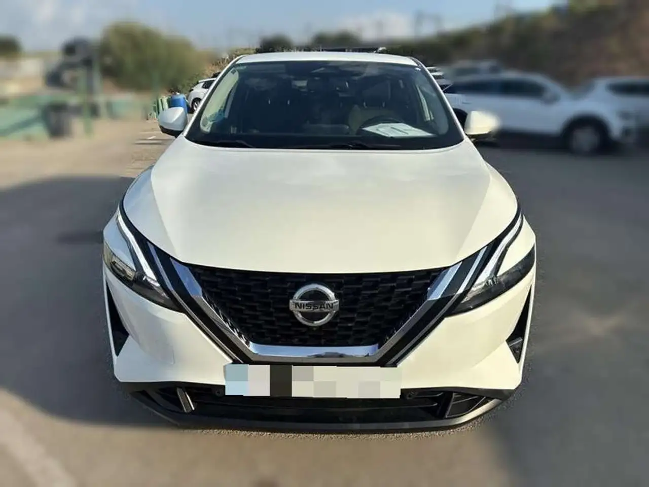 Nissan Qashqai DIG-T 116kW mHEV Xtronic N-GO — photo 1 of 28