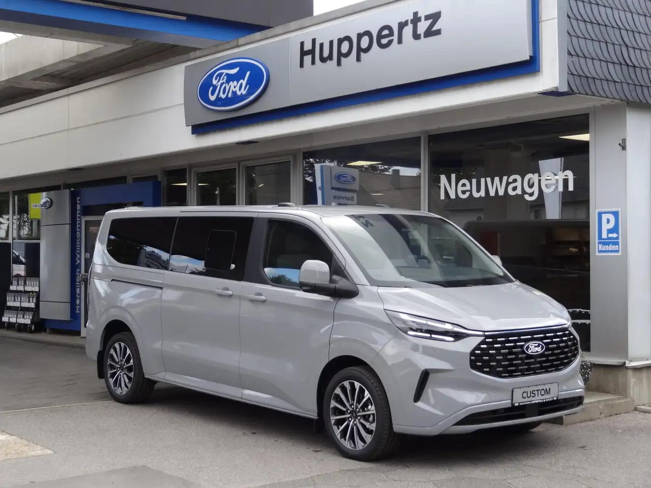 Ford Tourneo Custom L2 Titanium-X AUT Matrix 360°-Kam — photo 1 of 30