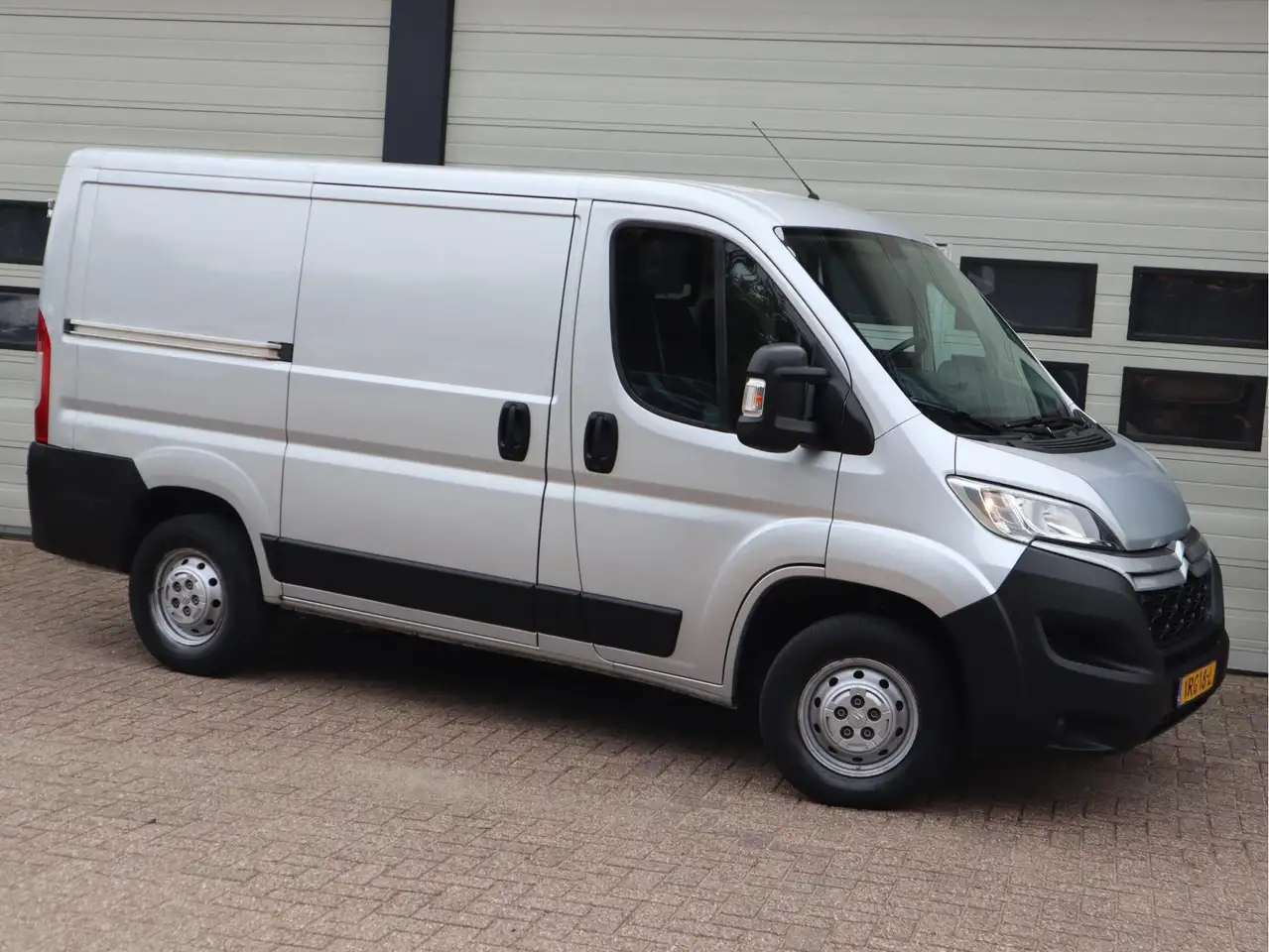 2018 Citroen Jumper 2.0 BlueHDi 111pk Euro 6 - L1H1 - Trekhaak - Airco, photograph 5