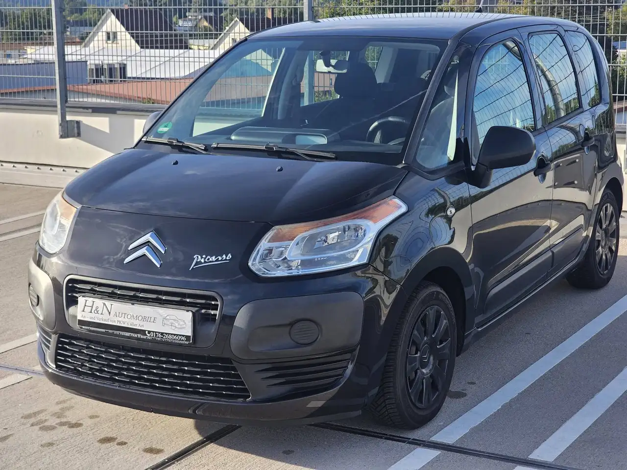 Citroen C3 Picasso 1.4 95 PS Advance**HU/AU 09/2027*Orig.108000KM*Allwetterreifen** — photo 1 of 10