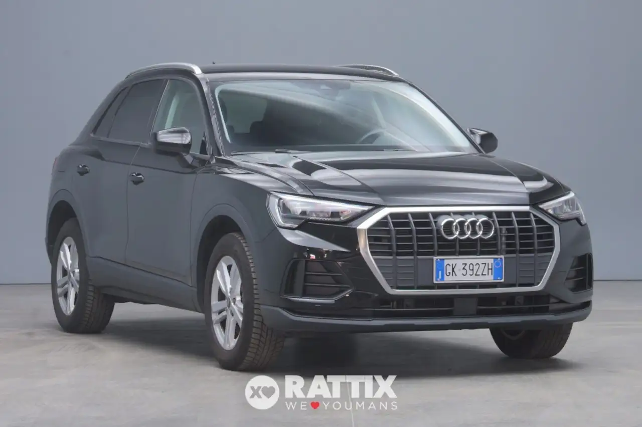 Audi Q3 45 1.4 tfsi e Business s-tronic — photo 1 of 29
