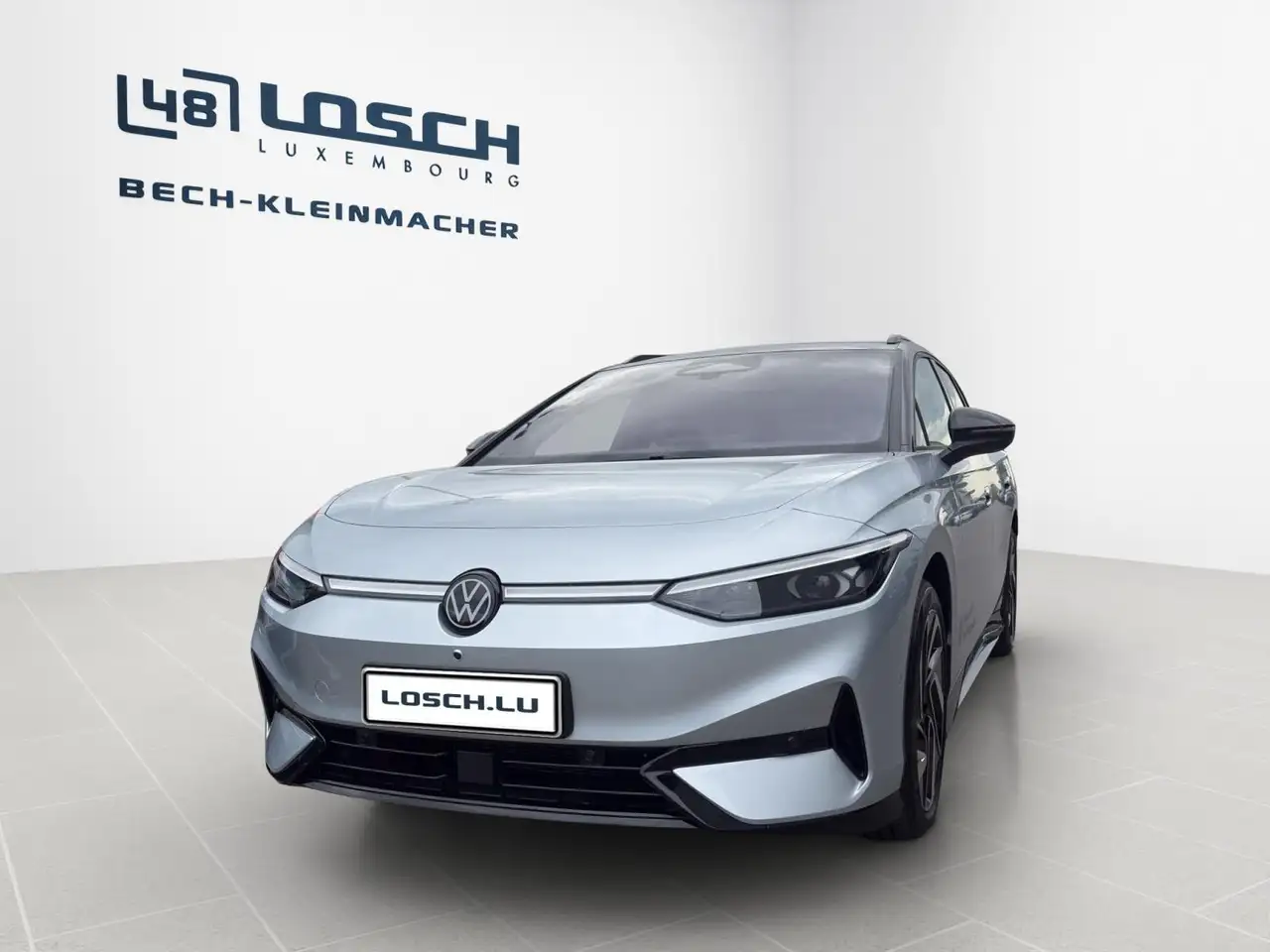 Volkswagen ID.7 Tourer Pro S — photo 1 of 17