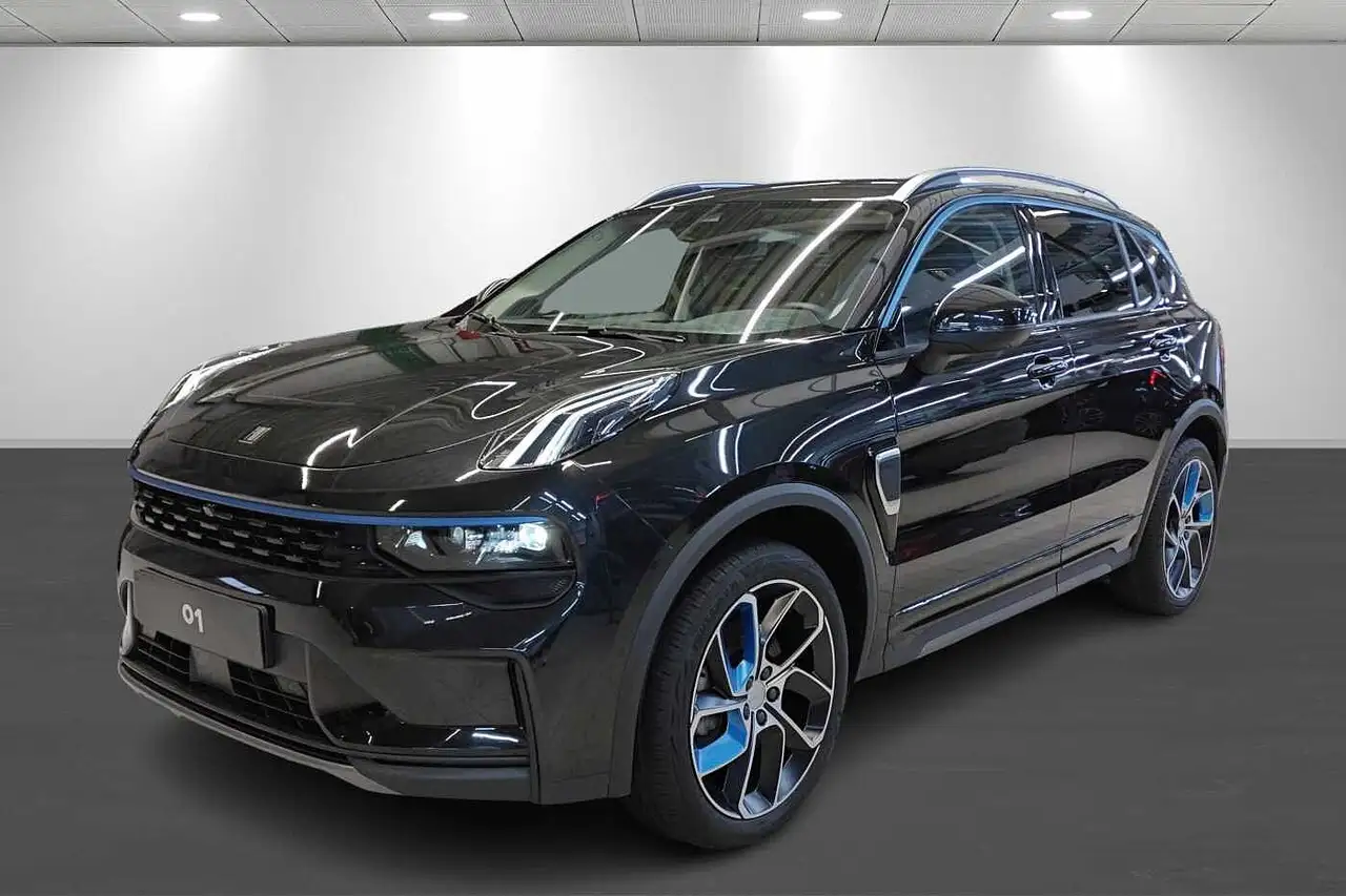 Lynk & Co 01 PHEV 1.5 Turbo - Full Option — photo 1 of 15
