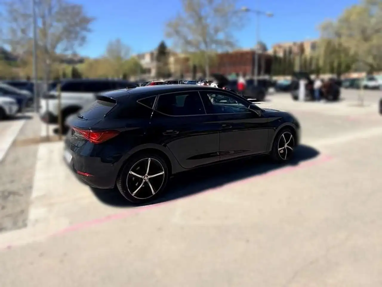 SEAT Leon 1.5 TSI 96kW S&S Style Go — photo 1 of 4
